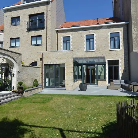 Spacious In Knokke Heist With Garden 别墅 *