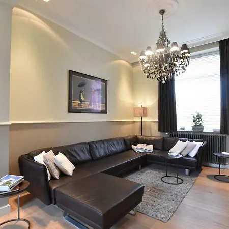 Spacious In Knokke Heist With Garden 别墅 *