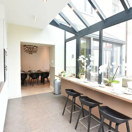 Spacious In Knokke Heist With Garden 别墅 *